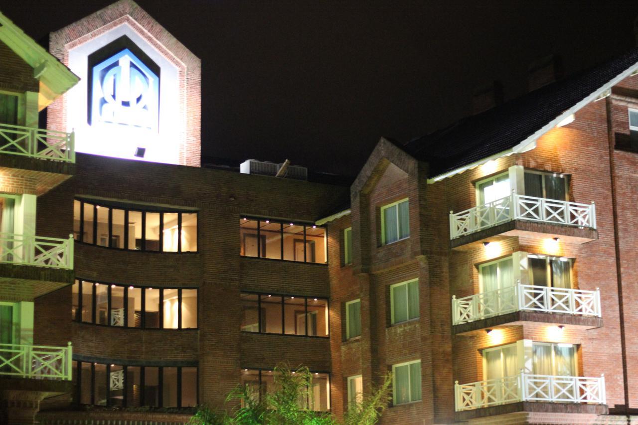 Hotel Reviens Pinamar Eksteriør bilde
